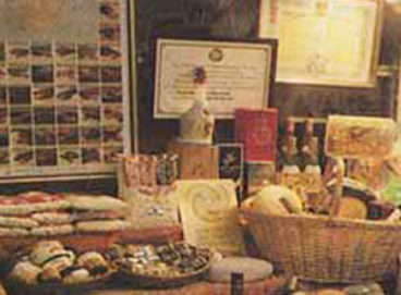 1963