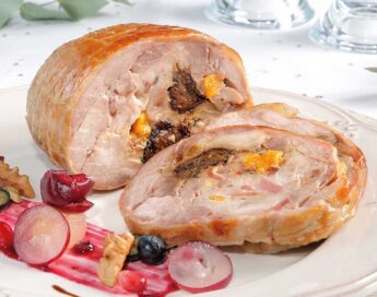 Muslo de Pavo asado relleno con frutos secos y jamón
