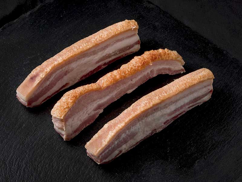 Torreznos de panceta de cerdo